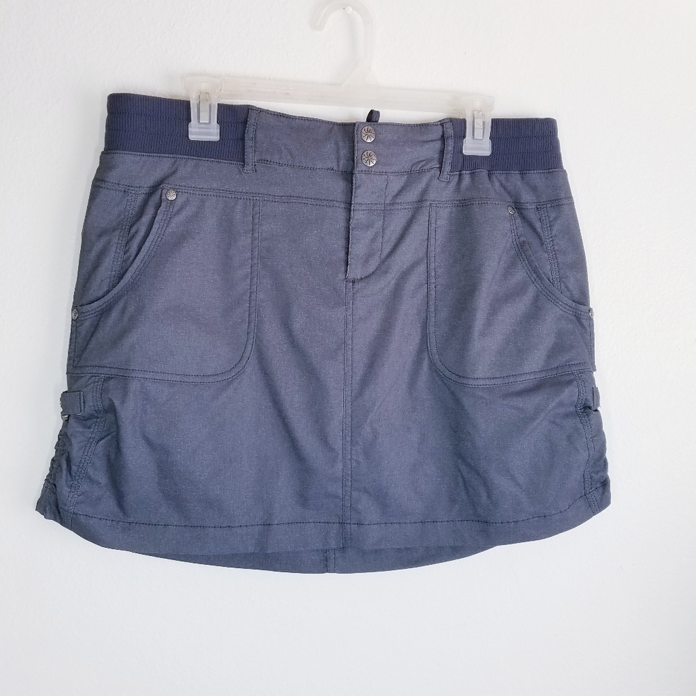 🌸Athleta | Nylon Mini Skirt size 12